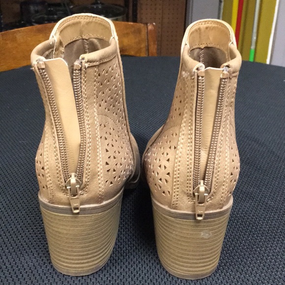 Brown/tan leather Booties - Picture 3 of 7